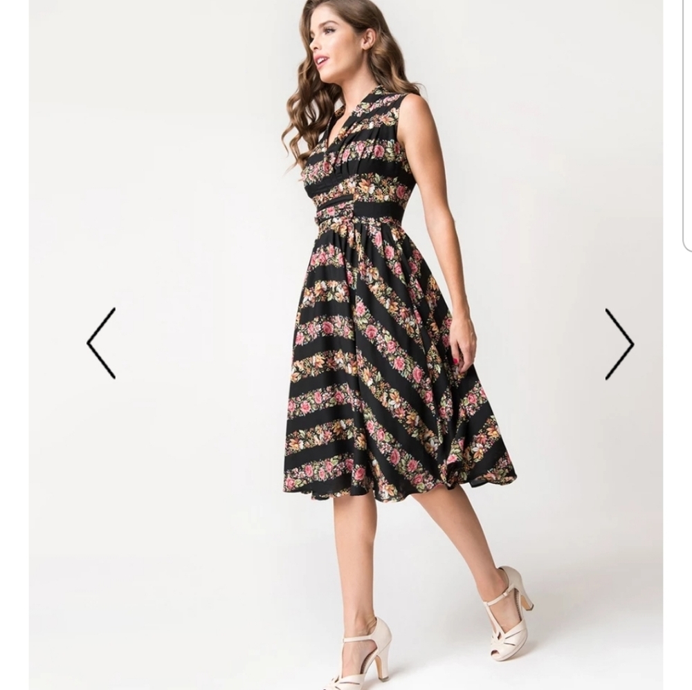 Unique Vintage 50s floral dress Large